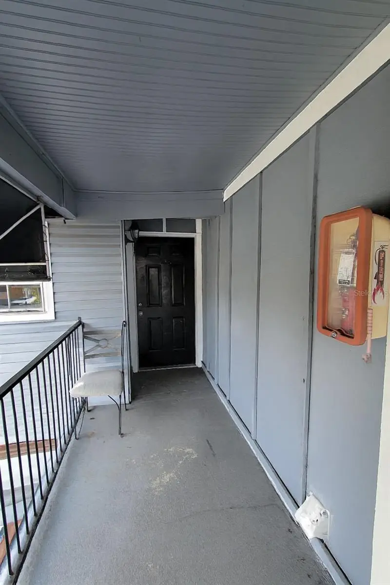 200 Country Club Dr #1302, FL
