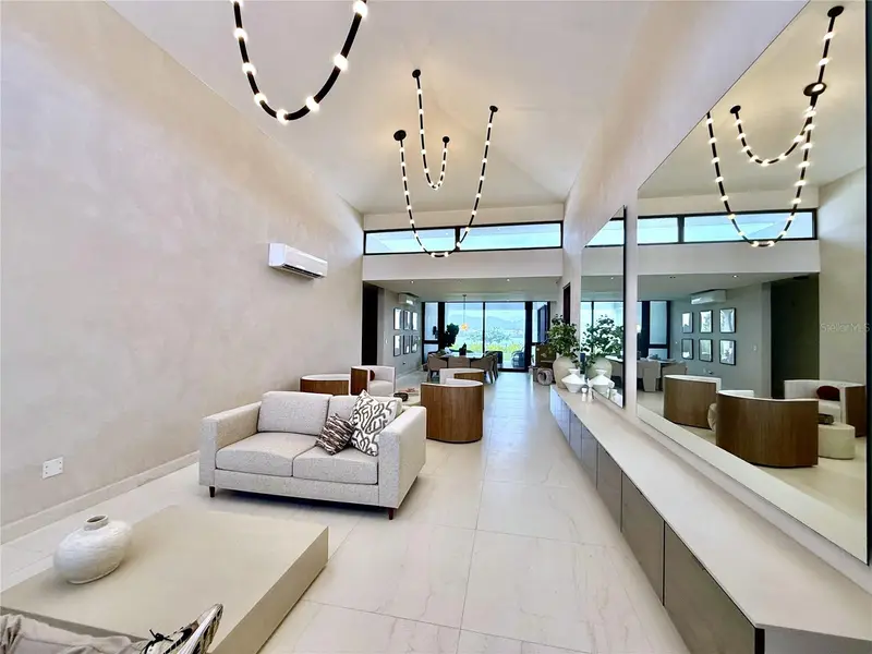 9 Los Lagos, PR