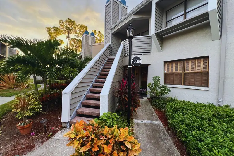 10606 Longwood Dr #203b, FL