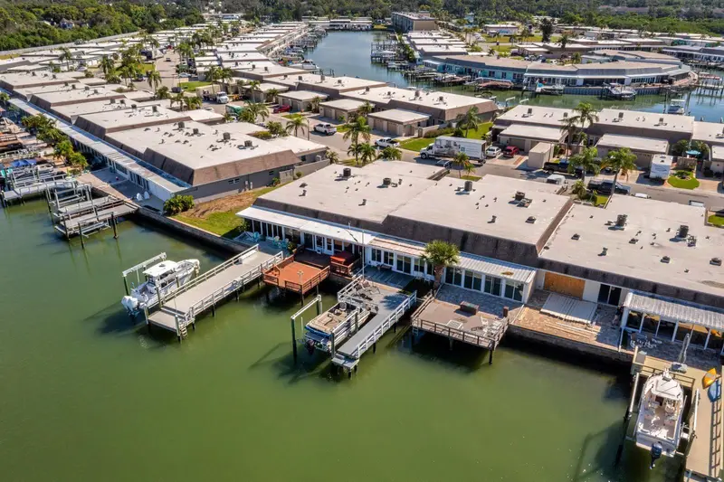 511 Boca Ciega Point Blvd N, FL