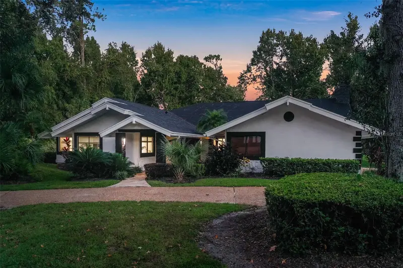 2108 Silver Leaf Ct, FL