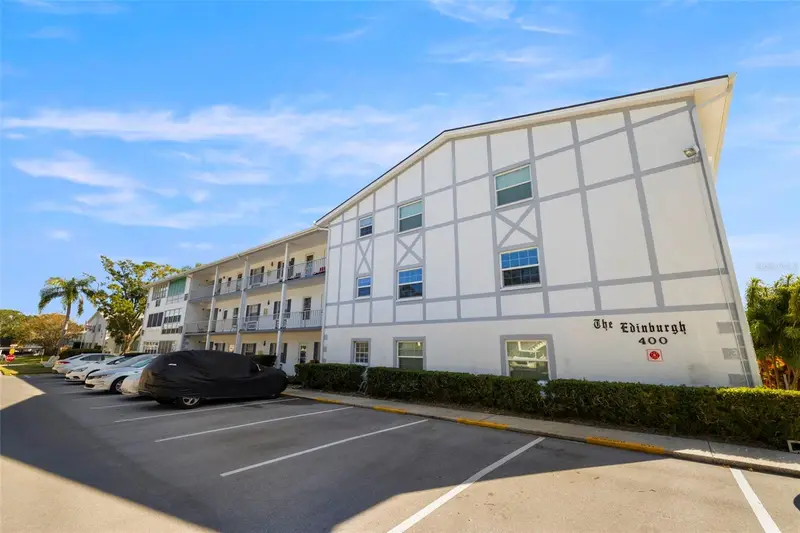 400 Glennes Ln #206, FL