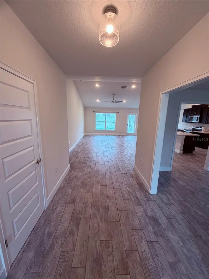 314 Athabasca Pl, FL