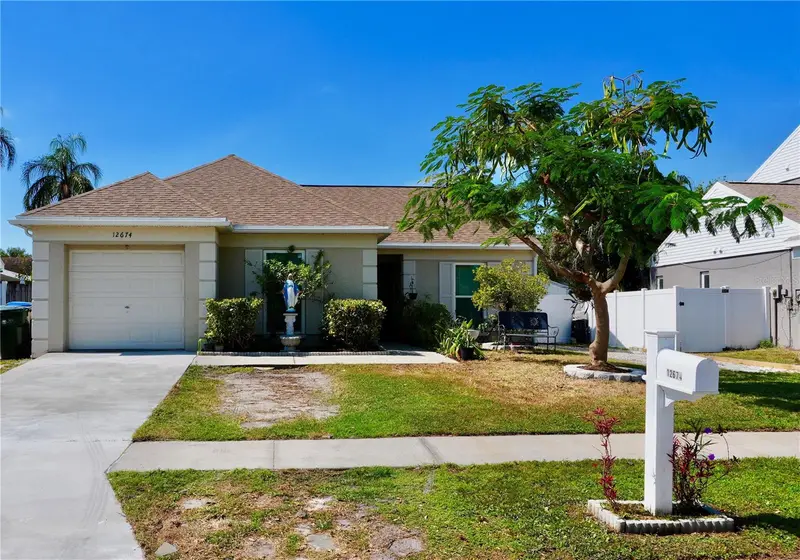 12674 Gorda Cir E, FL