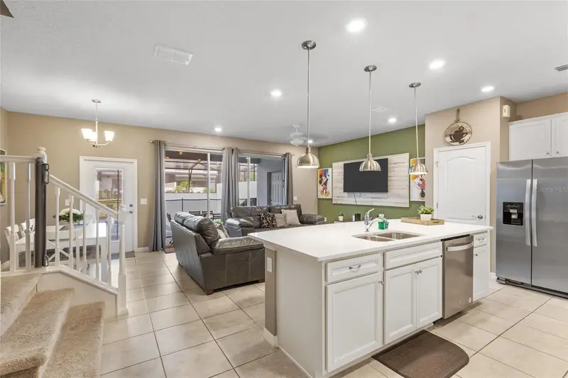 7160 Oakmoss Loop, FL