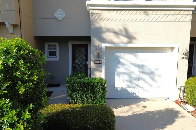 314 Summer Clouds Pl, FL