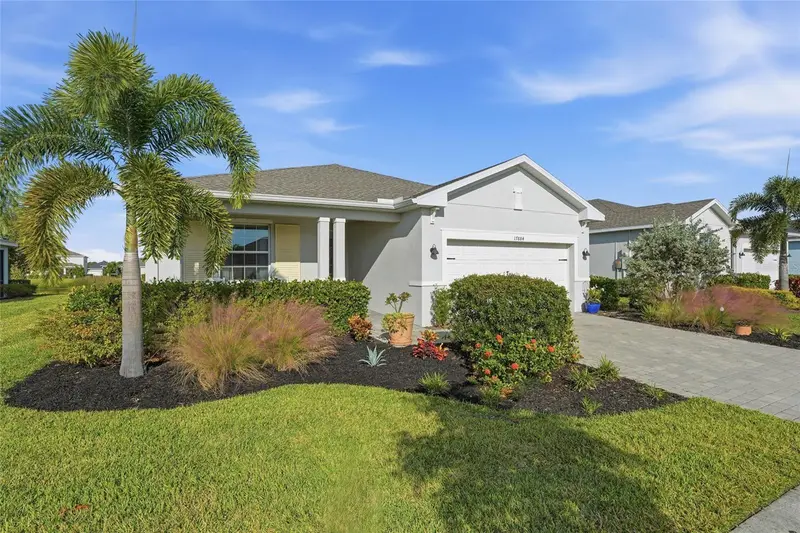 17884 Woodland Ct, FL