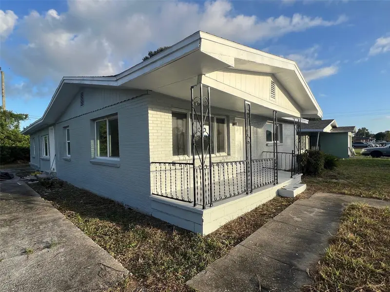 614 Paw Paw St, FL