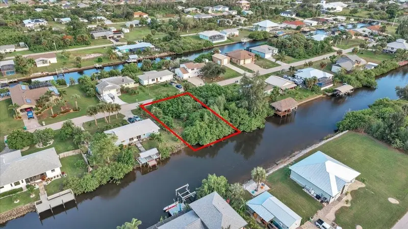 3631 Magnolia Way, FL