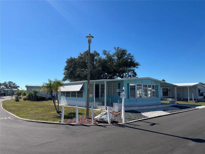 518 Cervina Dr N, FL