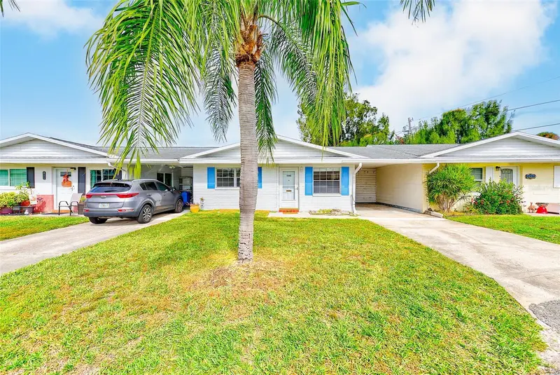 4995 Trillium Ct N, FL