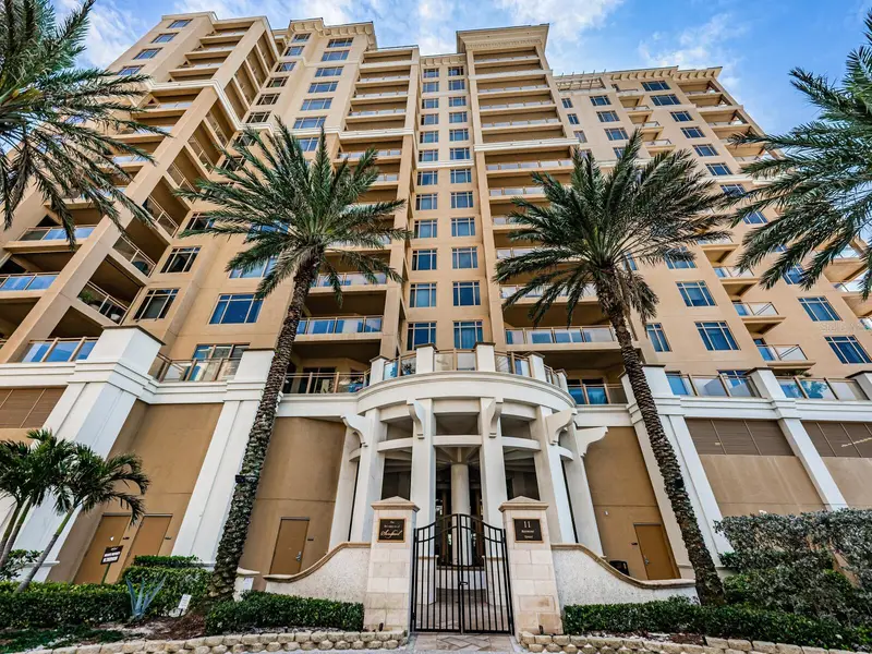 11 Baymont St #403, FL