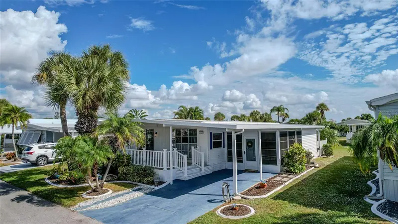 2100 Kings Hwy #127, FL