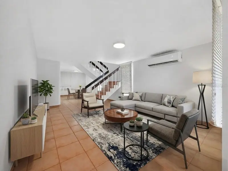 F-23 Topacio St. Urb Paseo Real, PR