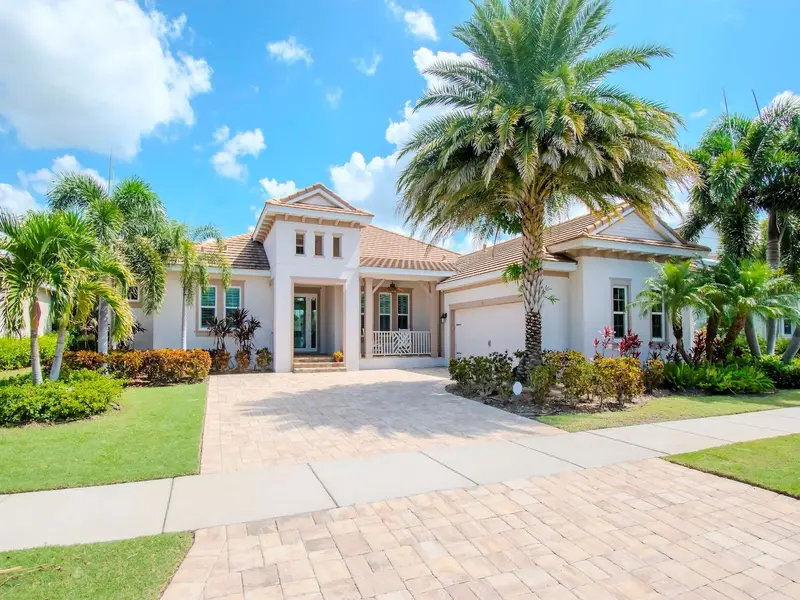 717 Manns Harbor Dr, FL