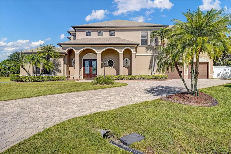 5811 Nw Blue Bonnet Ct, FL