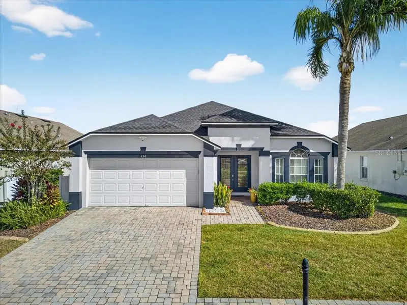 654 Kildrummy Dr, FL
