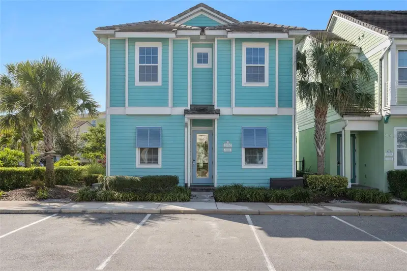 8082 Knee Deep Rd, FL