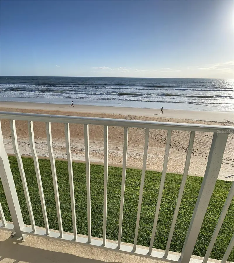 815 Ocean Shore Blvd #2b, FL