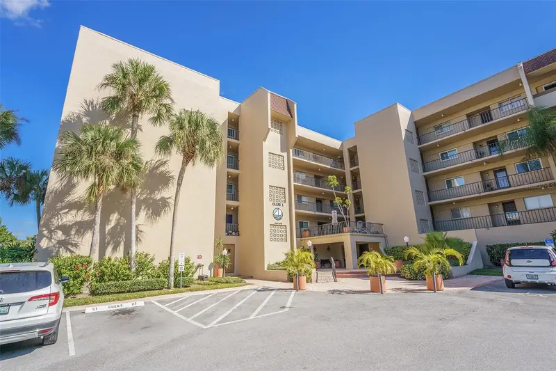 90 S Highland Ave #1201, FL