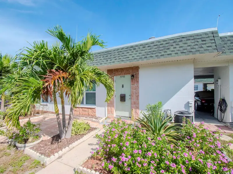 7755 39th Ave N, FL