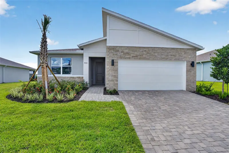 5016 124th Ave E, FL