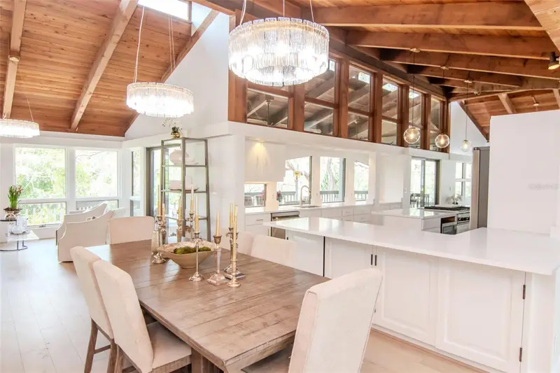 1296 Weybridge Ln, FL