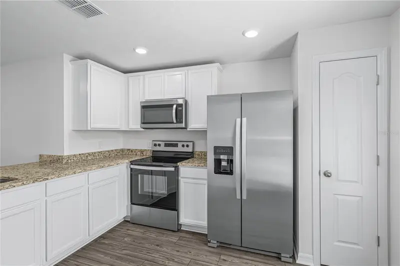 544 Big Sioux Ct, FL