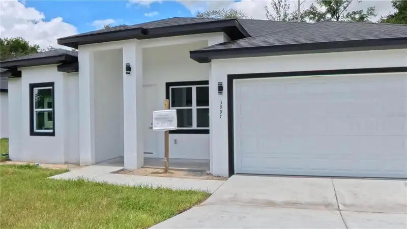 24395 Nw Foxglove Lane, FL