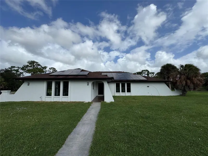 900 Crestwood Rd, FL