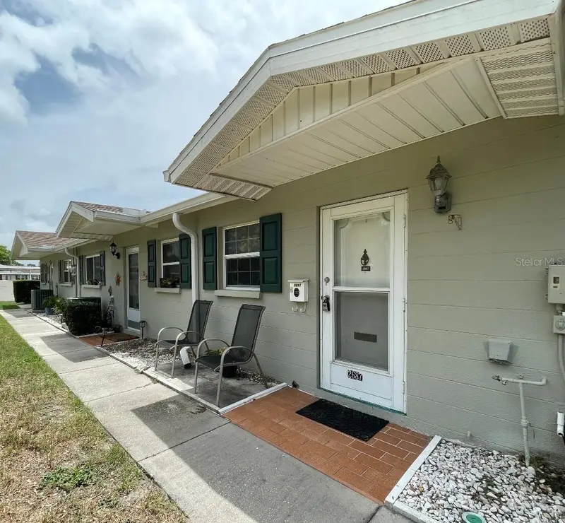 2687 Golf Course Dr #219, FL