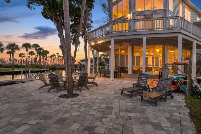 5272 Tropical Pt, FL