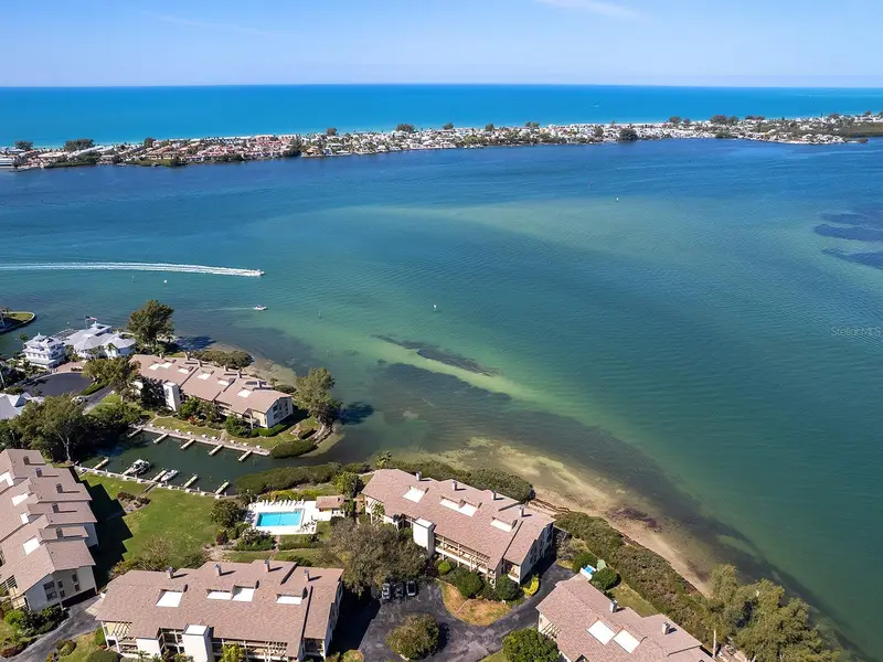 3860 Mariners Way #413, FL