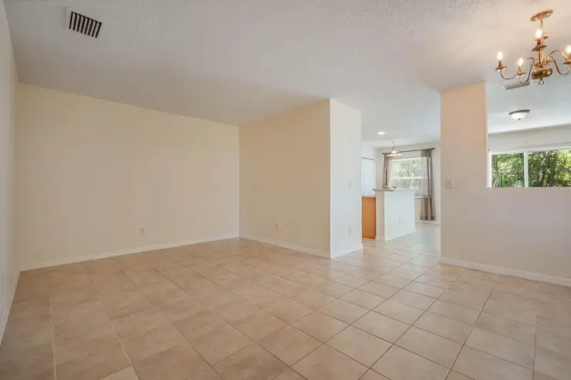 4522 Winding River Way, FL