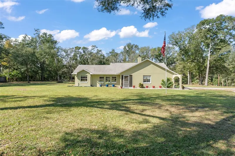 22126 Quale Grove Rd, FL
