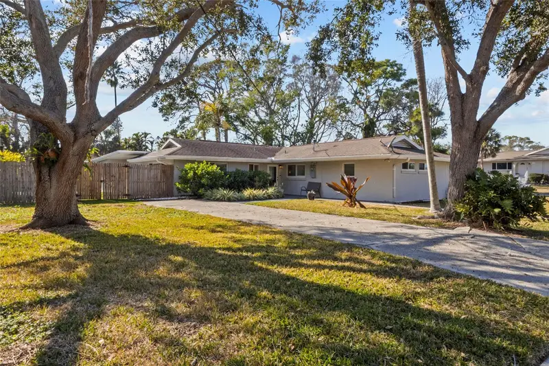 7230 Shepherd St, FL