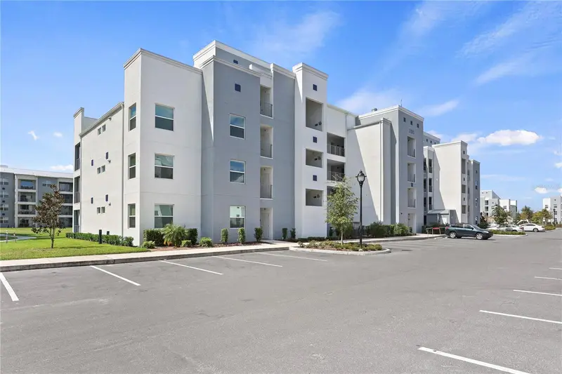 3180 Paradox Circle #106, FL