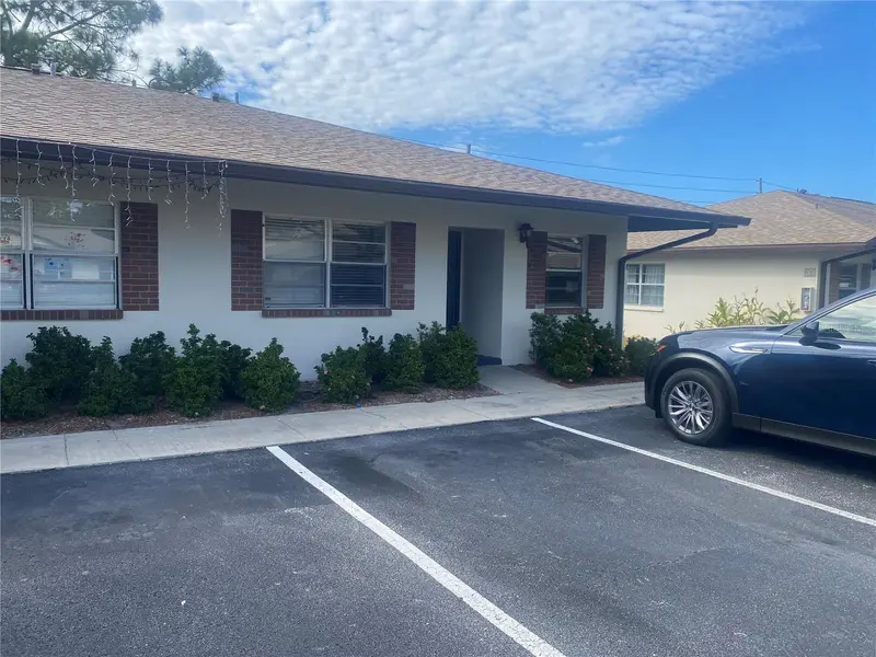 2472 Enterprise Rd #6, FL