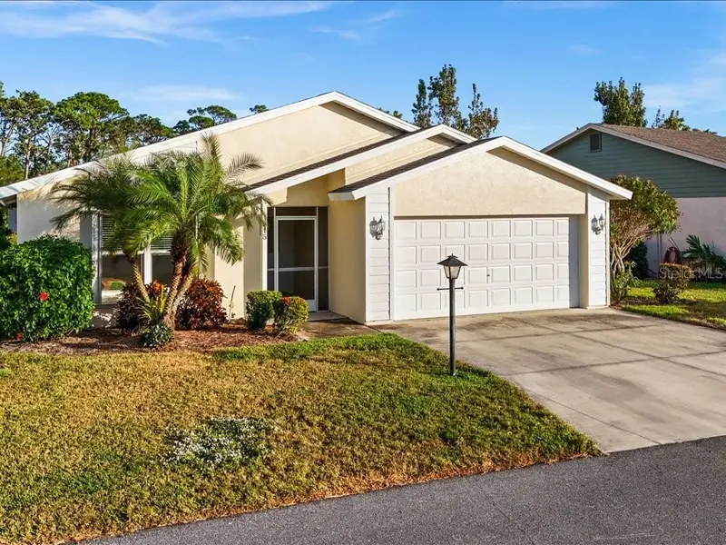 515 Wekiva River Ct #81, FL