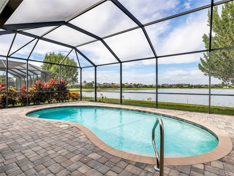 16391 Bonita Landing Cir, FL