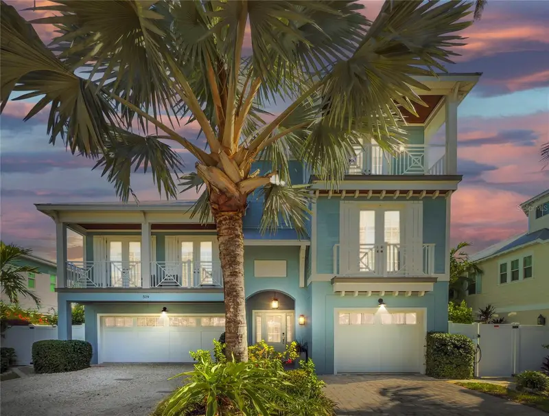 519 Villa Rosa Way, FL