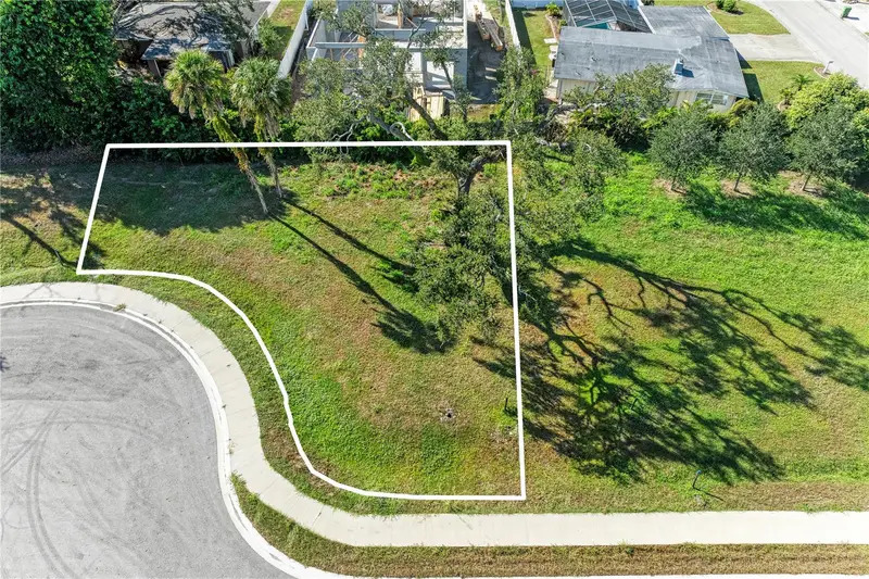 Lot 2 Datura St, FL