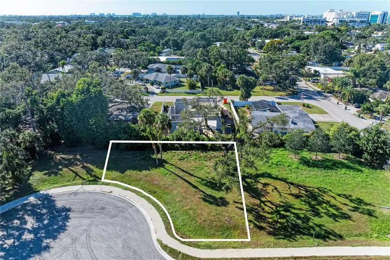 Lot 2 Datura St, FL