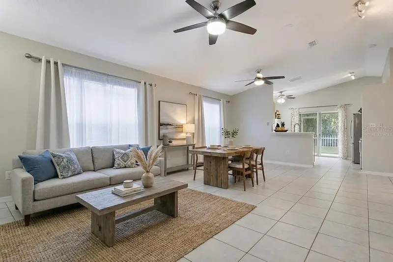 114 Sundance Ct, FL