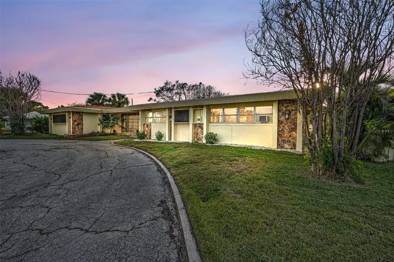 130 60th Ave, FL