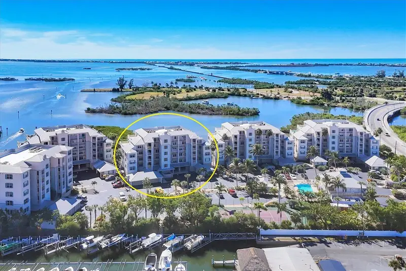 13313 Gasparilla Rd #C401, FL