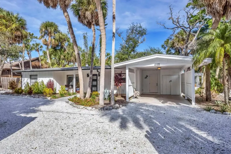 445 Reid St, FL
