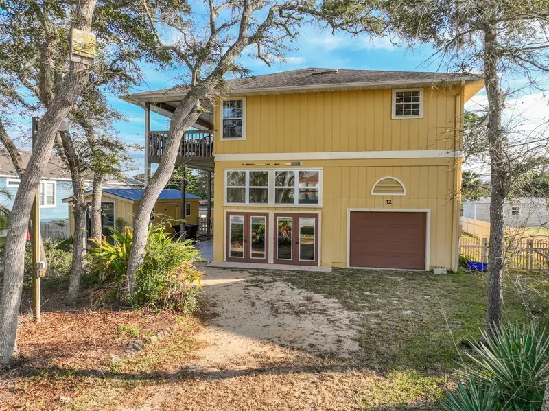 32 Armand Beach Dr, FL