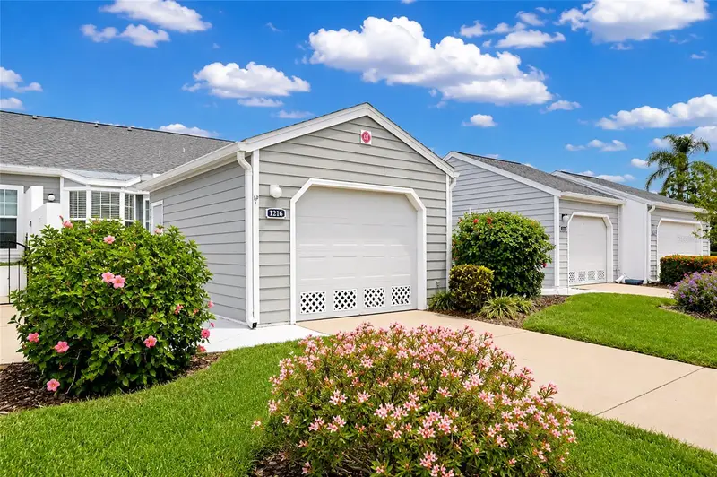 1216 Spoonbill Landings Cir, FL