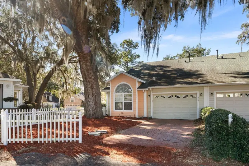 10804 Nw 65th Way, FL